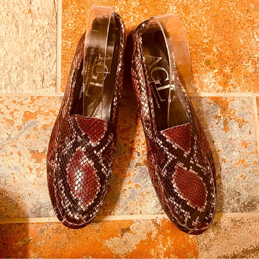 👞Italian Leather Snake Print Hand Sewn Loafers by  Attilio Giusti Leombrun